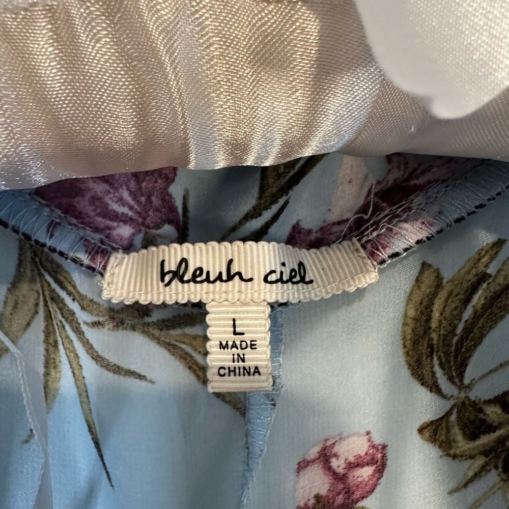 Bleuh Ciel Light Blue Floral Kimono - Picture 3 of 6